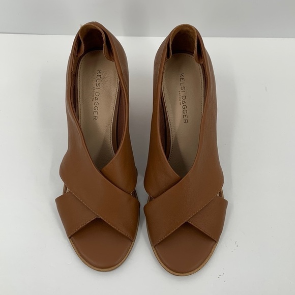 Kelsi Dagger Kacey criss cross sandal bootie shoe wide strap heel tan brown 7.5 - Picture 4 of 6